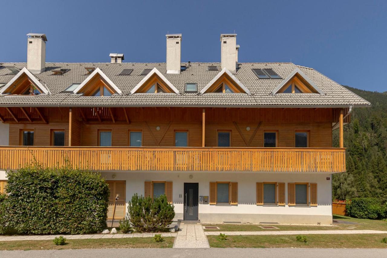 Sunee Apartment Kranjska Gora Bagian luar foto